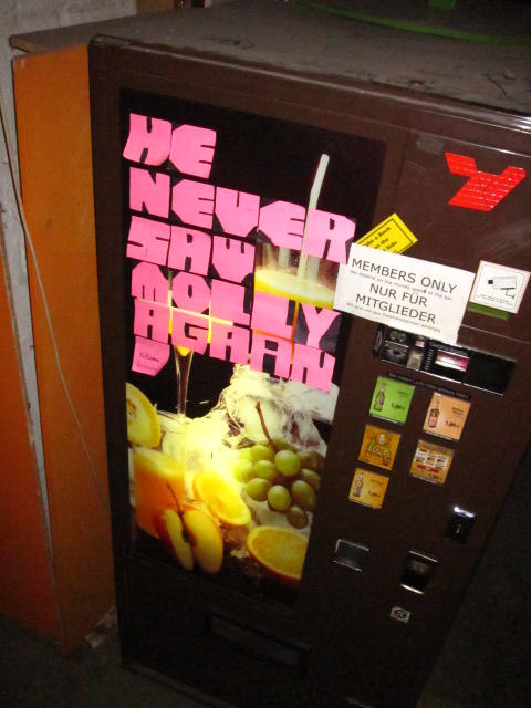 members only-replicator